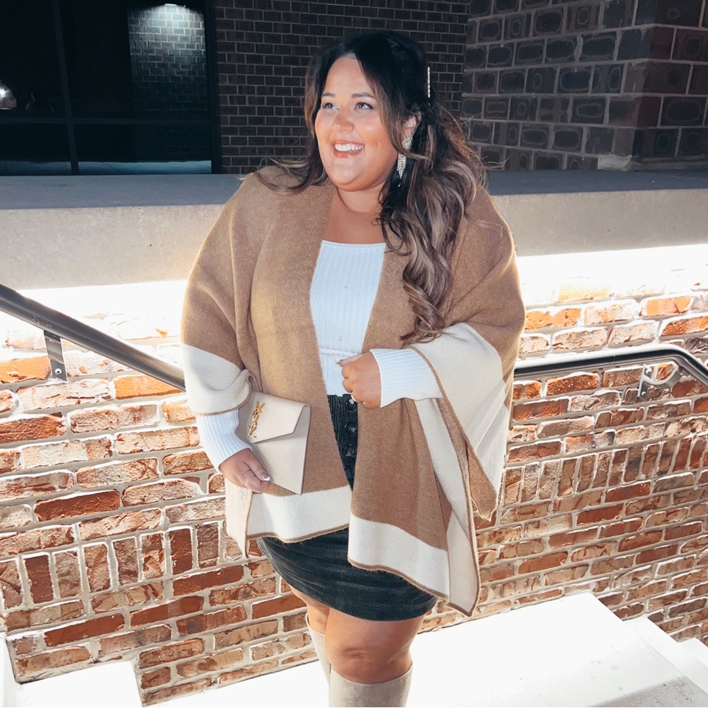 Lovestitch tan white poncho OS